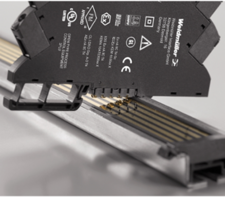 ACT20-FEED-IN-BASIC-S Supply Module, 24V DC, 2.5A, 6.1mm Width